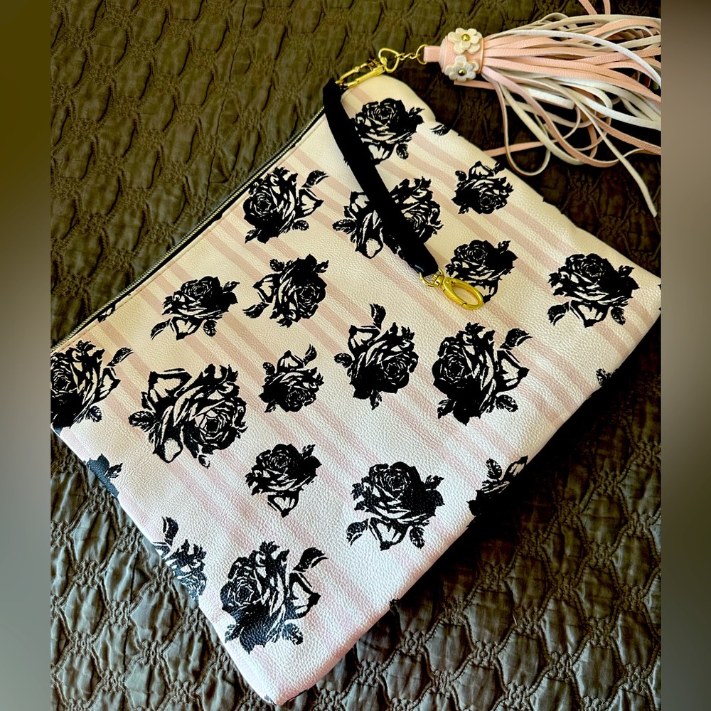 Brand new Betsey Johnson Clutch